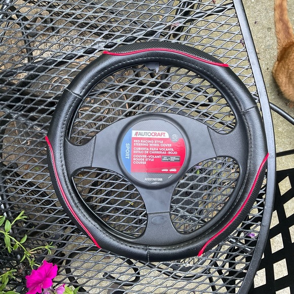 🏎️AutoCraft Red Racing Style Steering Wheel Cover! - Picture 7 of 16